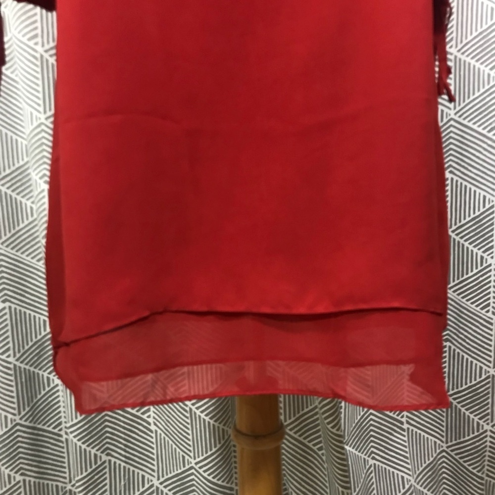 Red Scoop Neck Bell Sleeve Dress - Picture 4 of 6